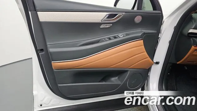 Genesis GV80 — Фото автомобиля 13