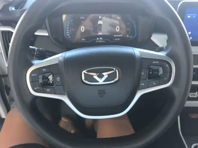 Kaiyi Xuanjie Pro EV — Фото автомобиля 10
