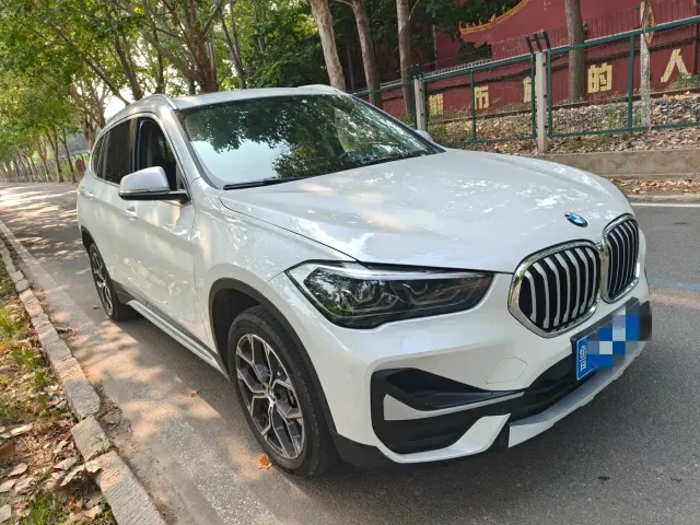 BMW X1 — Фото автомобиля 3