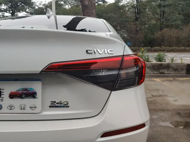 Honda Civic — Фото автомобиля 11