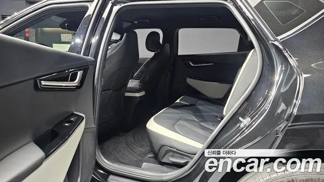 Kia EV6 — Фото автомобиля 23