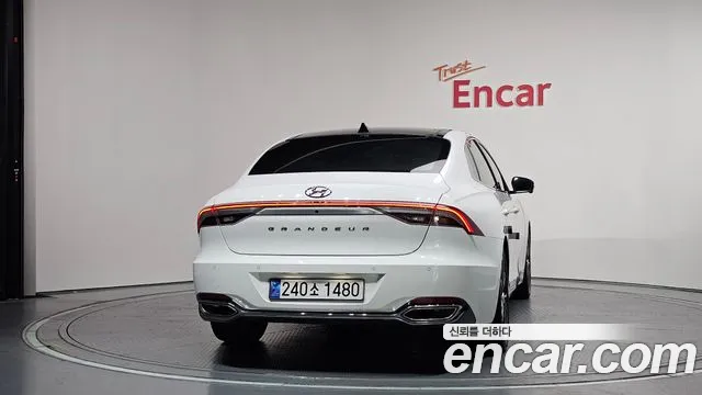 Hyundai Grandeur Новый Grandeur IG — Фото автомобиля 4