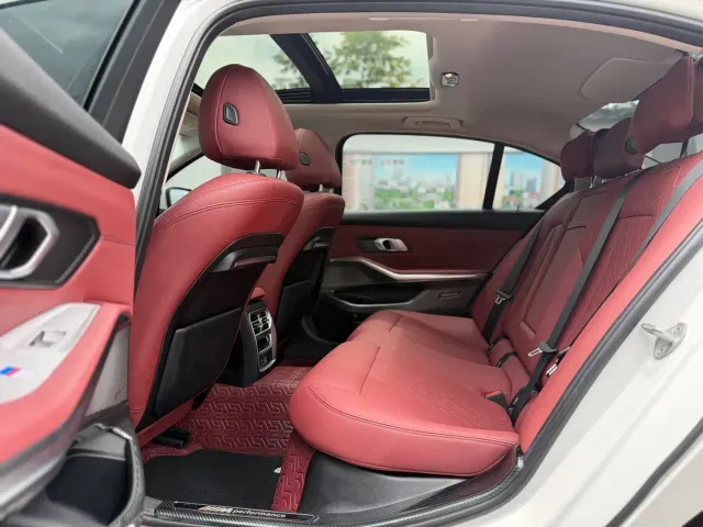 BMW 3 Series — Фото автомобиля 11