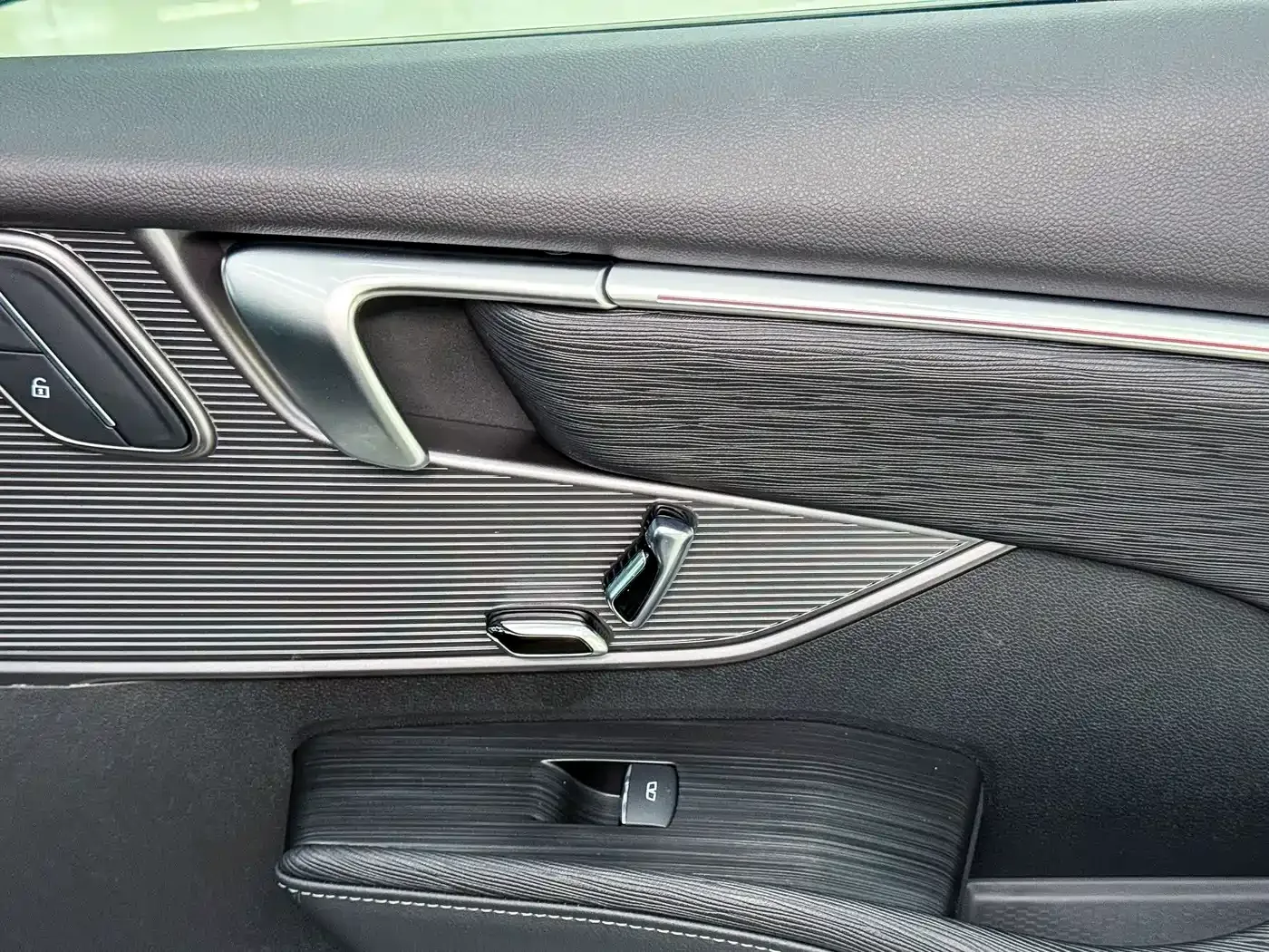 Buick LaCrosse 2023 28T Premium Edition — Фото автомобиля 13