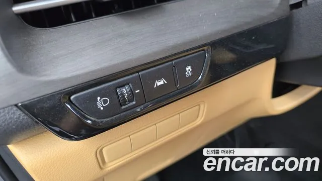 Kia Canival Carnival 4 поколение Дизель 9 мест Prestige — Фото автомобиля 24