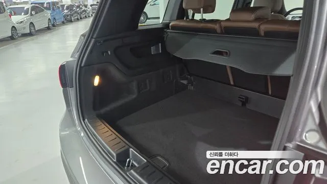 Mercedes-Benz GLB-Class — Фото автомобиля 3