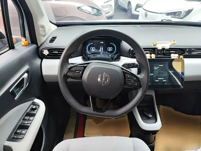 Leapmotor T03 — Фото автомобиля 10