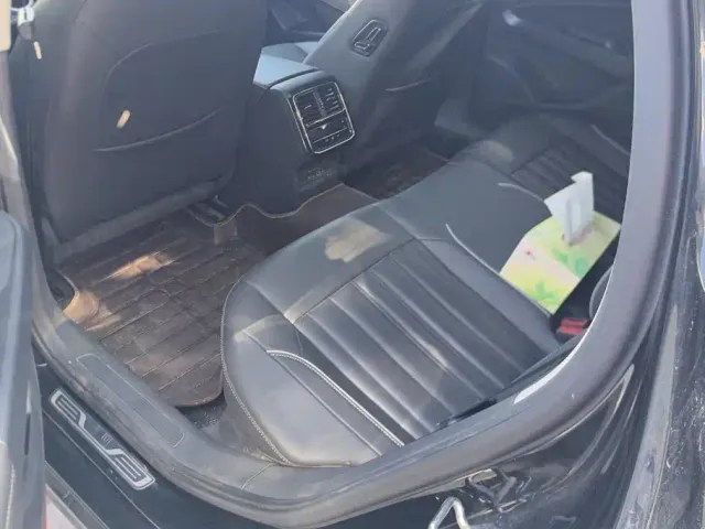 Volkswagen Passat — Фото автомобиля 10