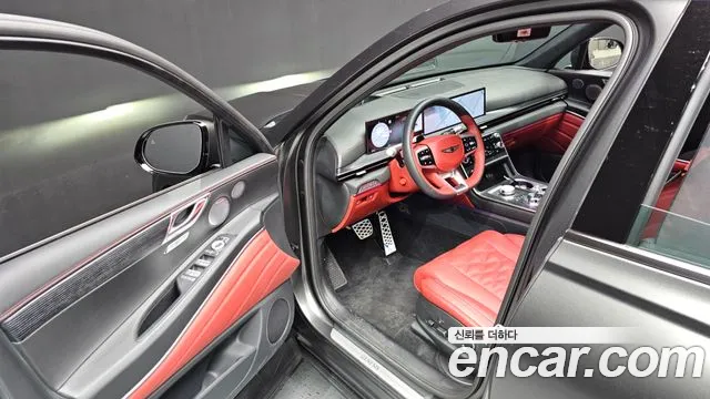 Genesis GV80 — Фото автомобиля 9