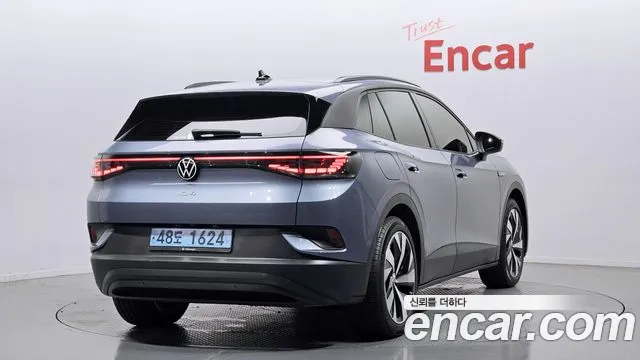 Volkswagen ID.4 — Фото автомобиля 2