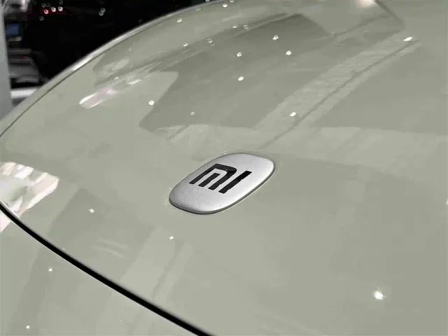 Xiaomi SU7 — Фото автомобиля 15
