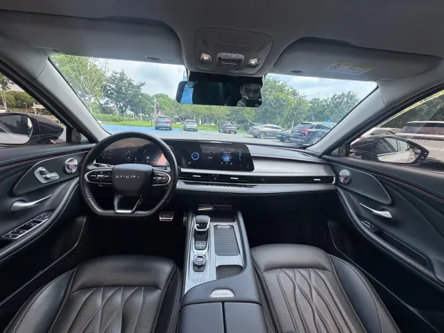 Chery Arrizo 8 — Фото автомобиля 11