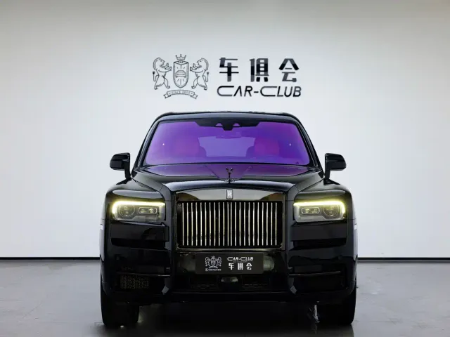 Rolls-Royce Cullinan — Фото автомобиля 2