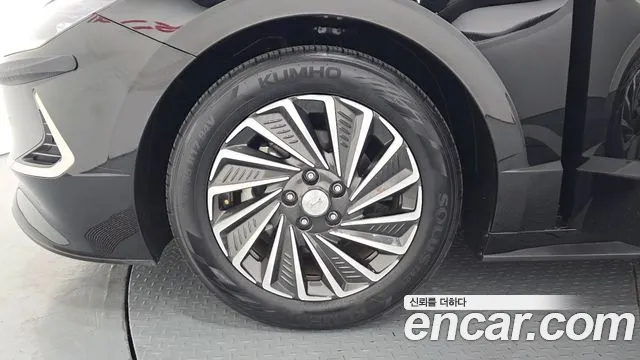 Hyundai Sonata — Фото автомобиля 5