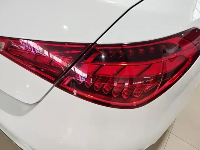 Mercedes-Benz C-Class — Фото автомобиля 7