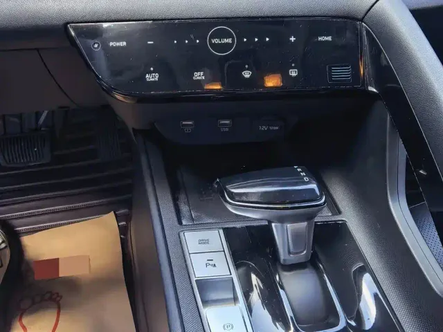 Hyundai Elantra — Фото автомобиля 11