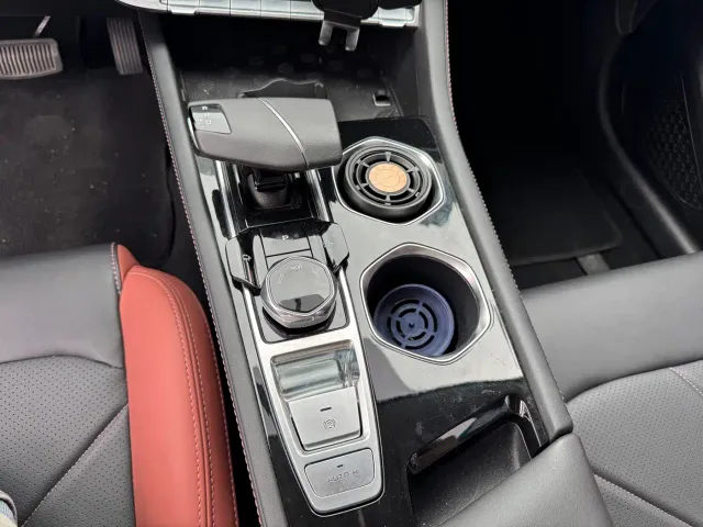 Changan Eado 2023 Enjoy Edition PLUS Blue Whale NE 1.4T GDI DCT Premium Edition — Фото автомобиля 5