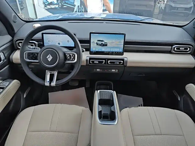 Baojun Yep Plus — Фото автомобиля 9