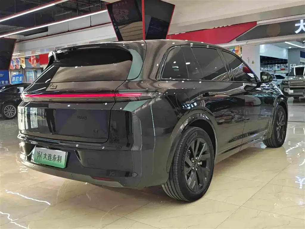 Li Auto Li Auto L7 2023 Pro — Фото автомобиля 15