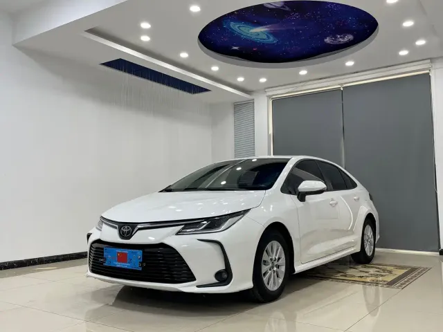 Фотография автомобиля — Toyota Corolla