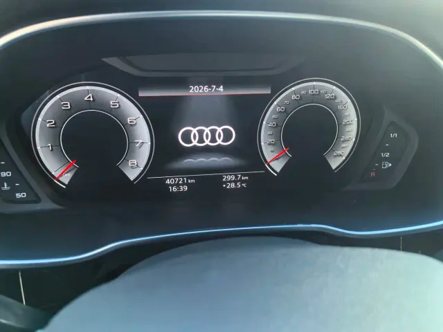 Audi Q3 — Фото автомобиля 6