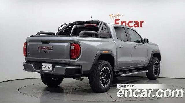 GMC Canyon — Фото автомобиля 2