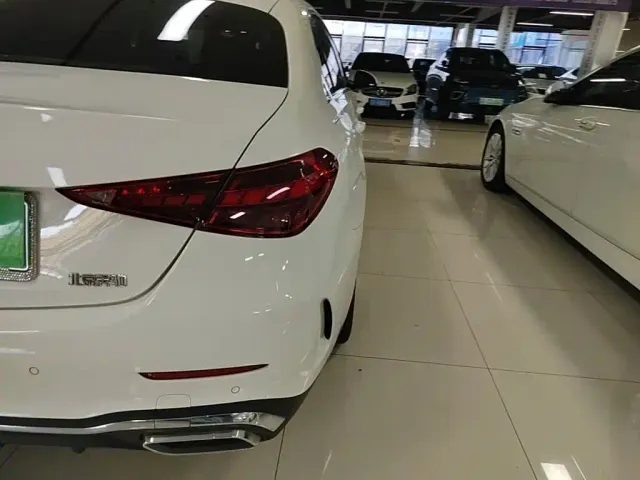 Mercedes-Benz C-Class — Фото автомобиля 7