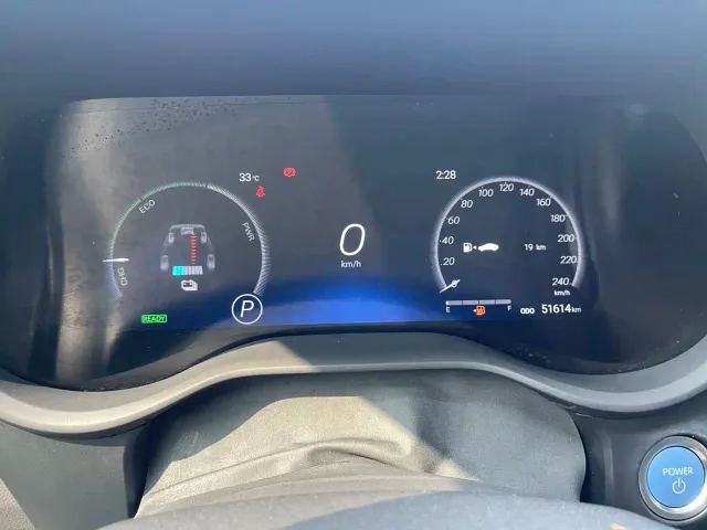 Toyota Sienna — Фото автомобиля 16