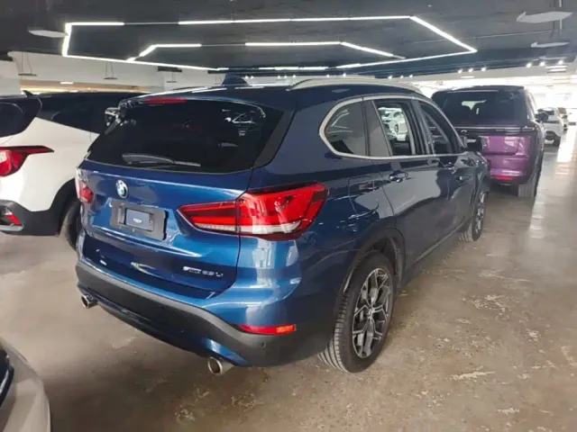 BMW X1 — Фото автомобиля 6