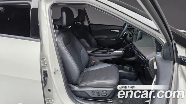 Kia EV6 — Фото автомобиля 16