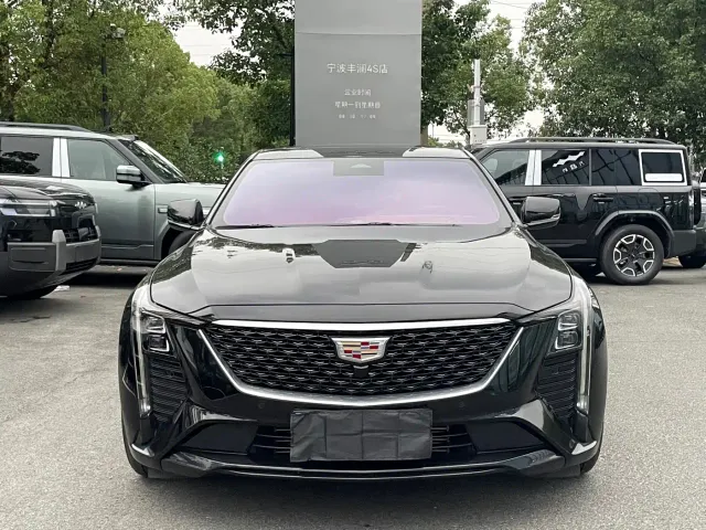 Cadillac CT5 — Фото автомобиля 2