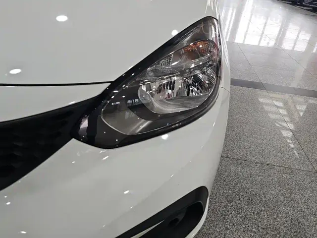 Honda Fit — Фото автомобиля 5