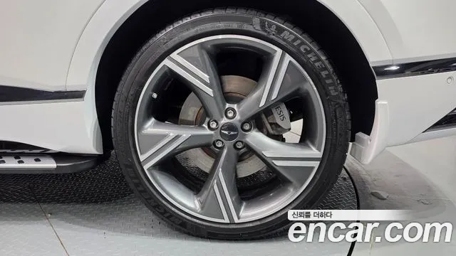 Genesis GV80 — Фото автомобиля 6