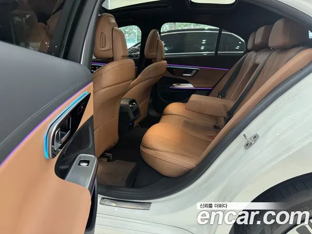Mercedes-Benz E-Class W214 — Фото автомобиля 16
