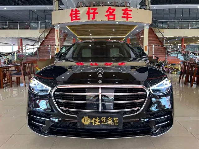Mercedes-Benz S-Class — Фото автомобиля 2