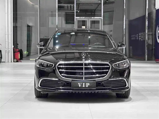 Mercedes-Benz S-Class — Фото автомобиля 2