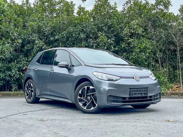 Volkswagen ID.3 — Фото автомобиля 3