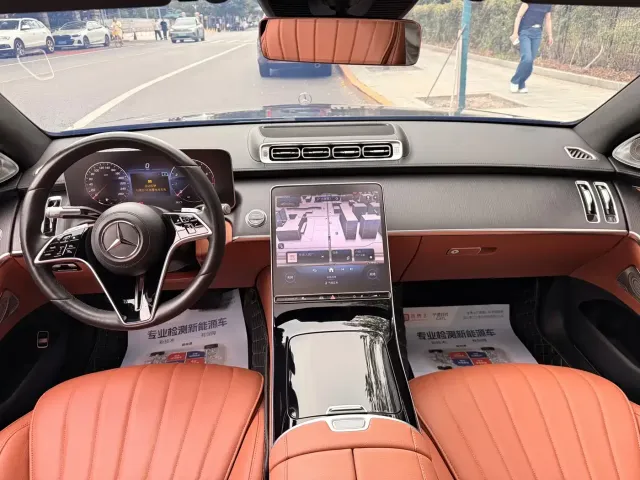 Mercedes-Benz S-Class — Фото автомобиля 8