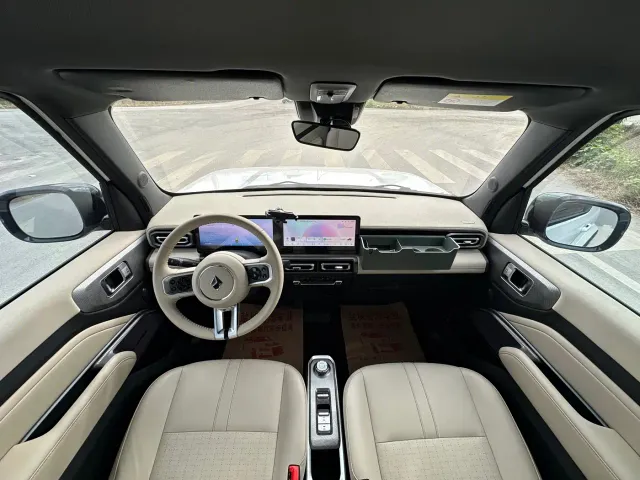 Baojun Yep — Фото автомобиля 12