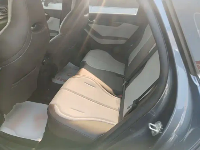 BYD Qin PLUS — Фото автомобиля 16