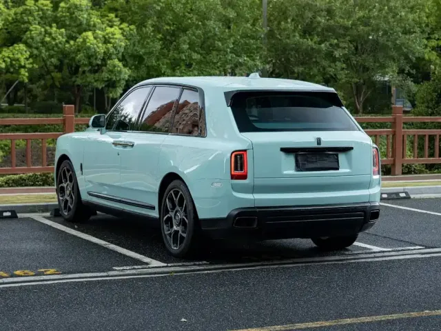 Rolls-Royce Cullinan — Фото автомобиля 6