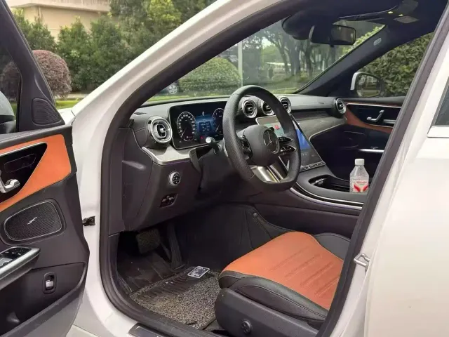 Mercedes-Benz C-Class — Фото автомобиля 4