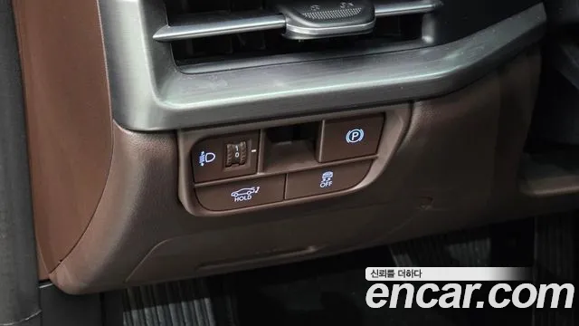 Hyundai Grandeur GN7 — Фото автомобиля 19
