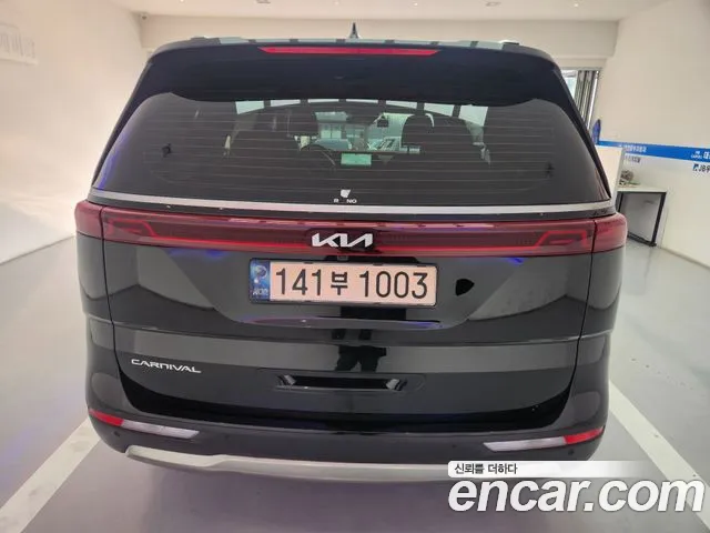 Kia Canival Carnival 4 поколение Бензин 9 мест Signature — Фото автомобиля 4