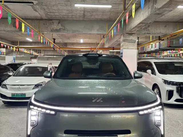 IM Motors LS8 — Фото автомобиля 2