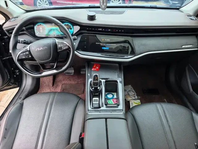 Dongfeng Yixuan MAX — Фото автомобиля 10