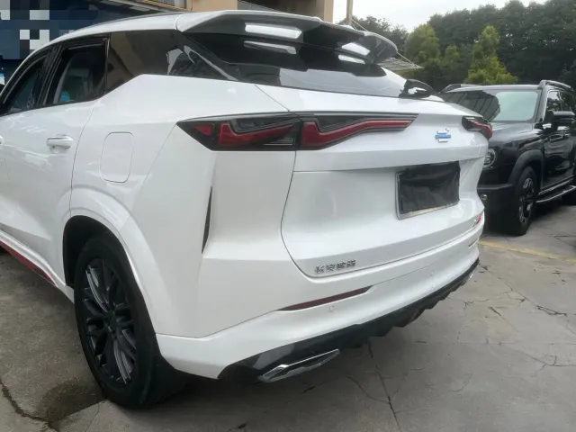 Changan Z6 — Фото автомобиля 9