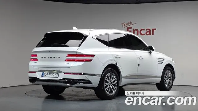 Genesis GV80 2.5T Бензин AWD — Фото автомобиля 2