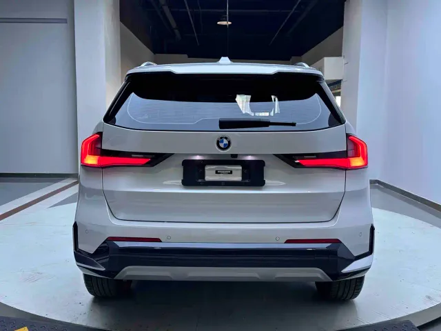 BMW X1 — Фото автомобиля 4