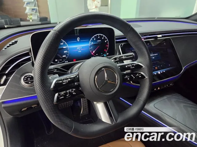 Mercedes-Benz E-Class W214 — Фото автомобиля 12